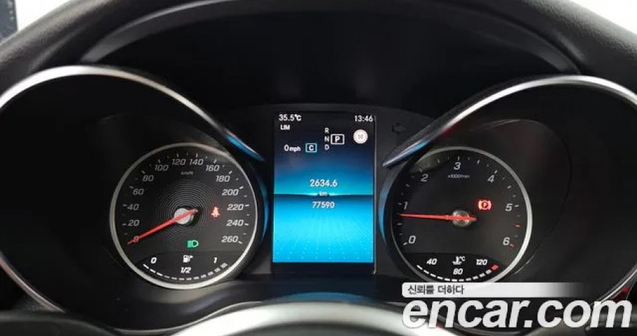 Mercedes-Benz C-Class 