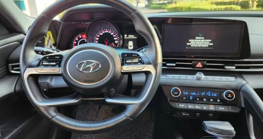 Hyundai Avante (Elantra) 