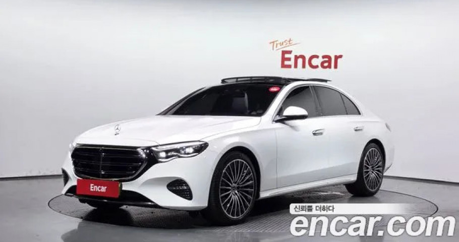 Mercedes-Benz E-Class 