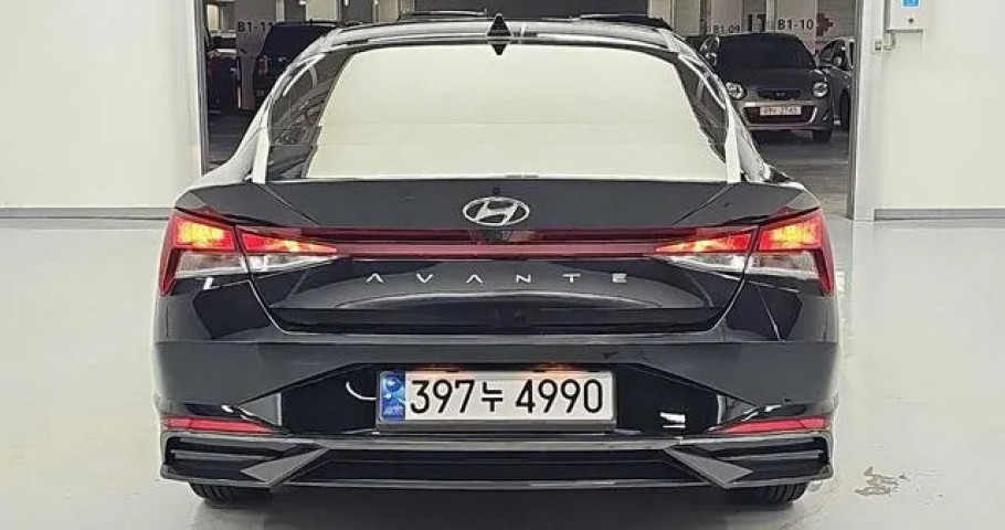 Hyundai Avante (Elantra) 