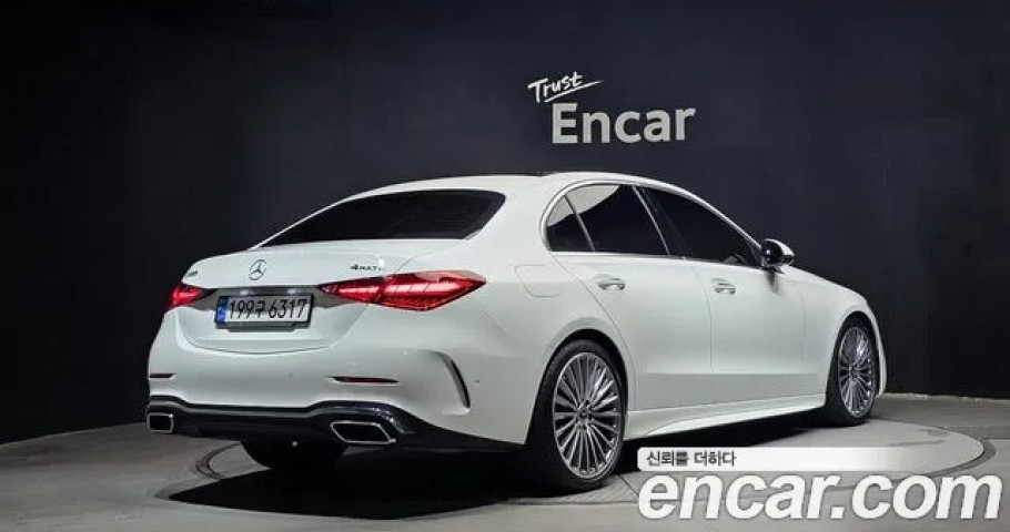 Mercedes-Benz C-Class 