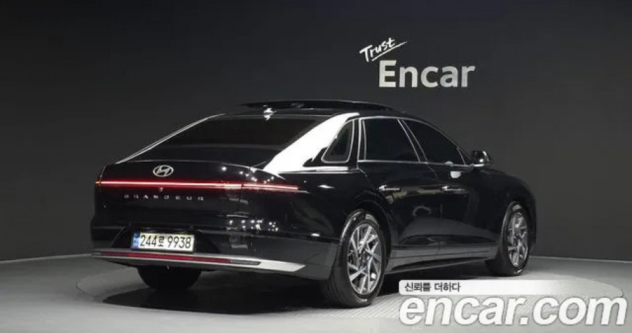 Hyundai Grandeur 
