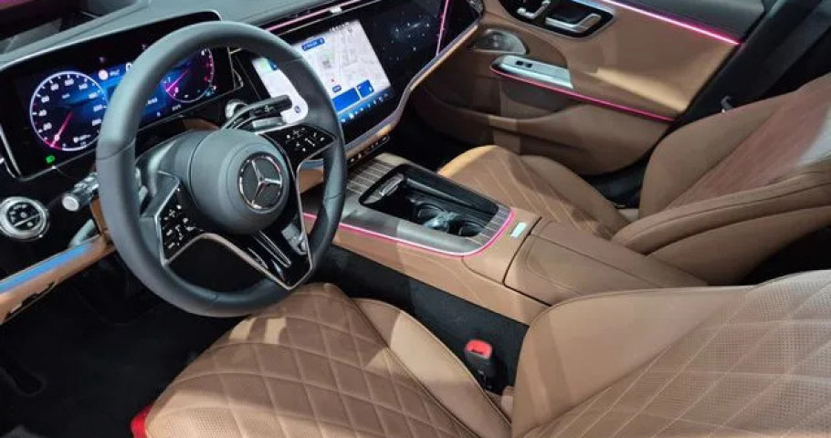 Mercedes-Benz E-Class 