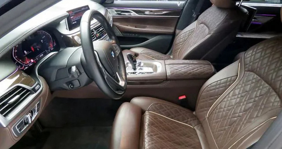 Bmw 7-Series 