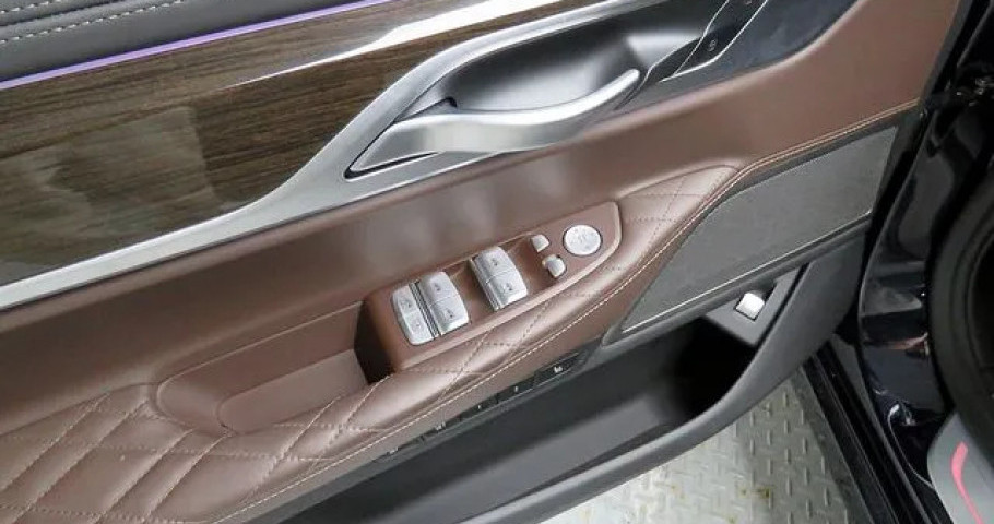 Bmw 7-Series 