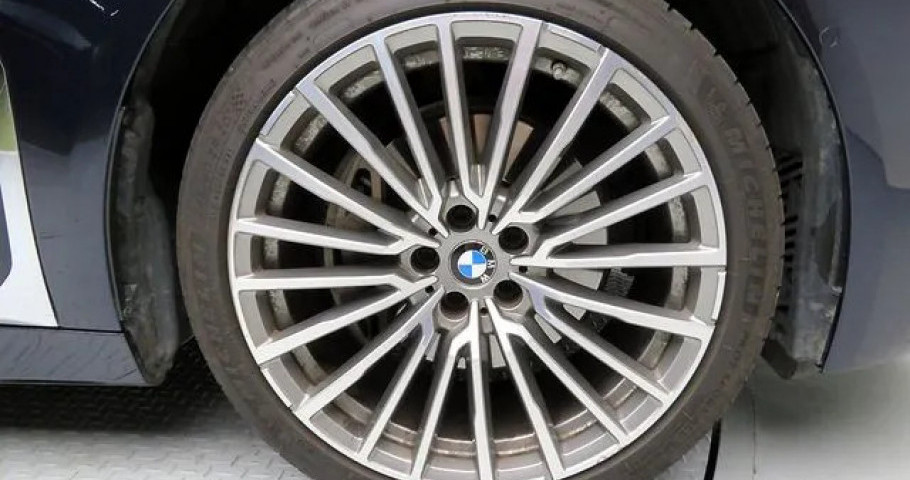 Bmw 7-Series 
