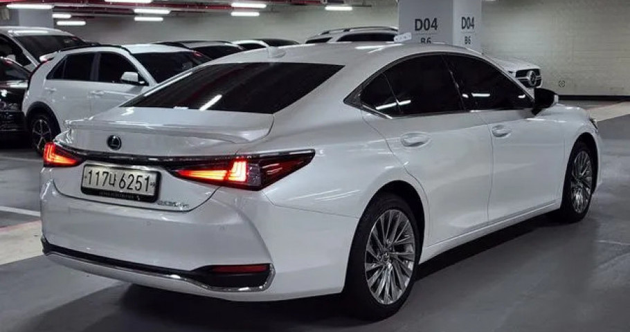 Lexus Es 