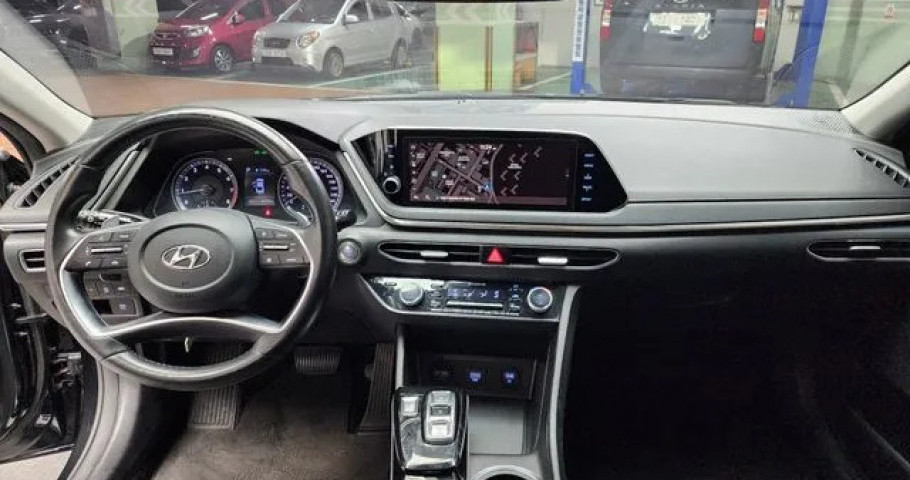 Hyundai Sonata 