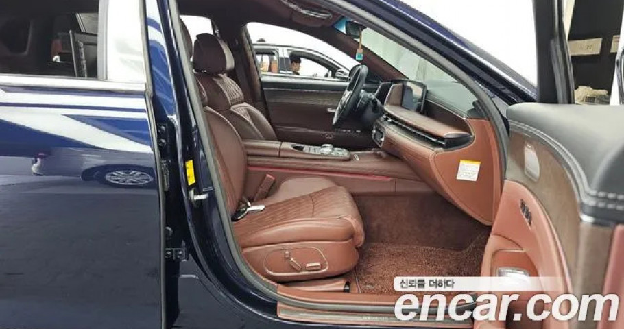Genesis G90 