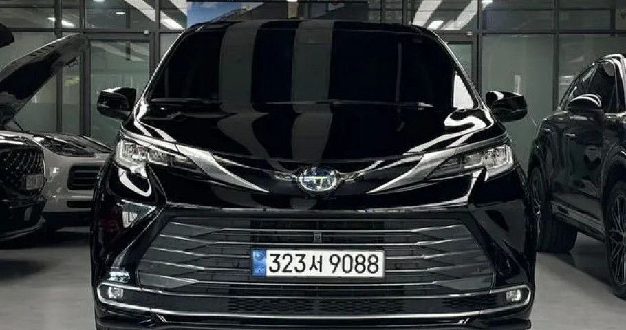 Toyota Sienna 