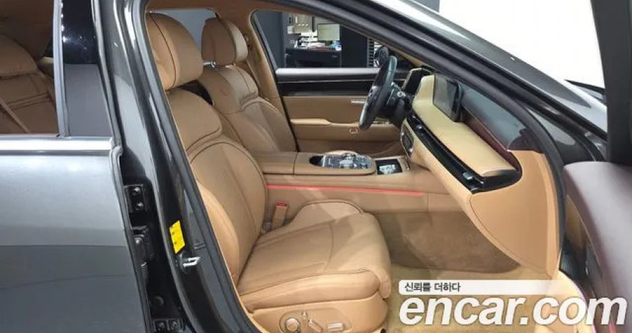 Genesis G90 
