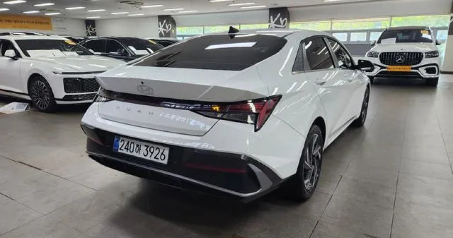 Hyundai Avante (Elantra) 