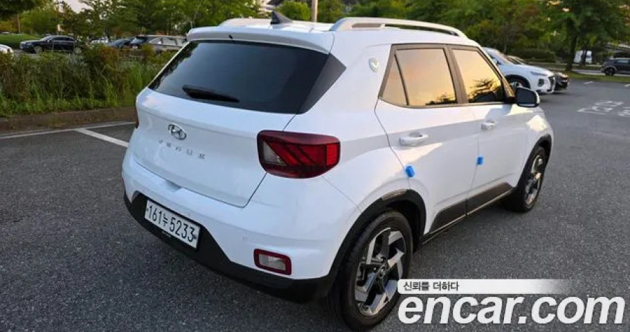 Hyundai Venue 