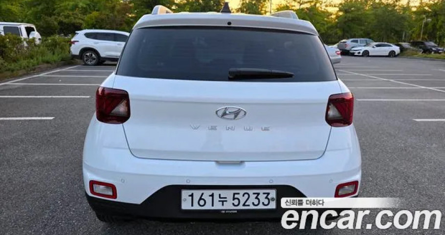 Hyundai Venue 
