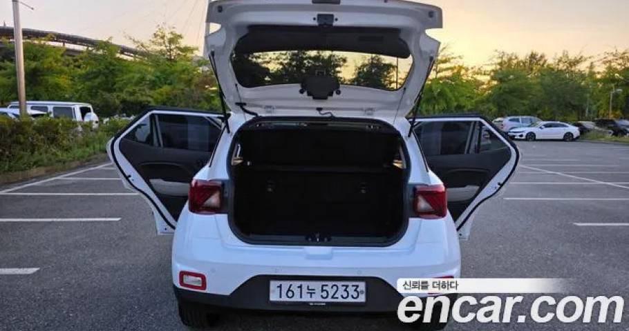 Hyundai Venue 