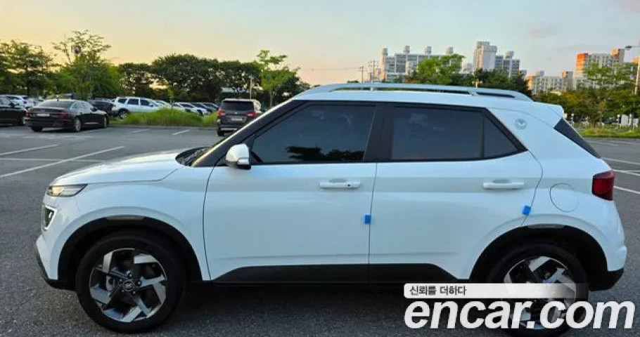 Hyundai Venue 