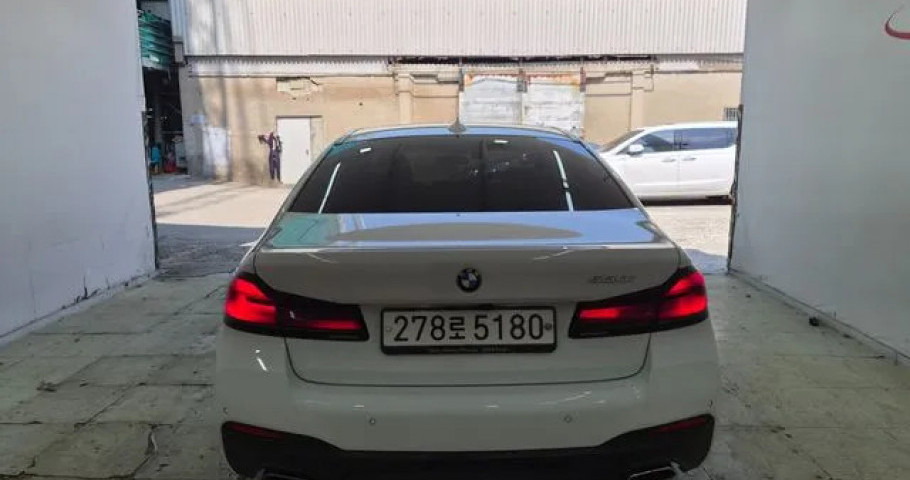 Bmw 5-Series 