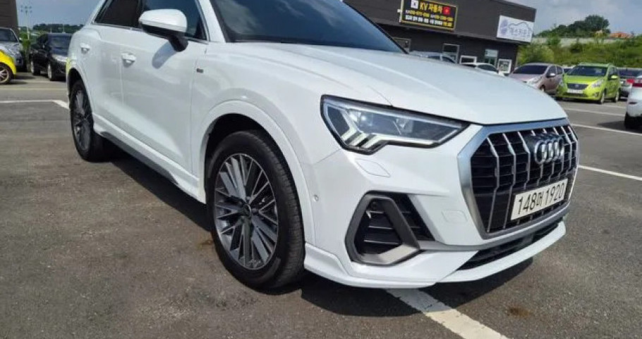Audi Q3 
