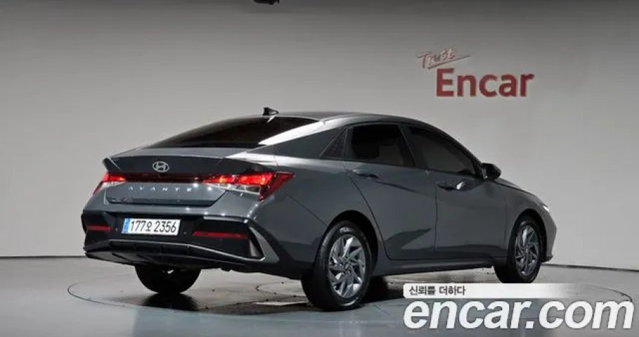 Hyundai Avante (Elantra) 
