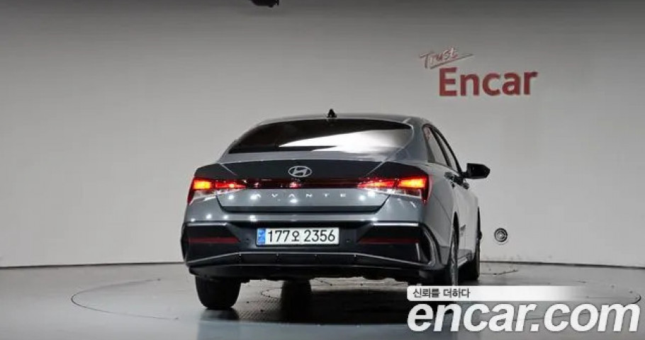 Hyundai Avante (Elantra) 