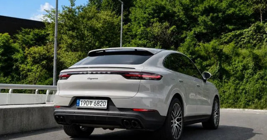 Porsche Cayenne 