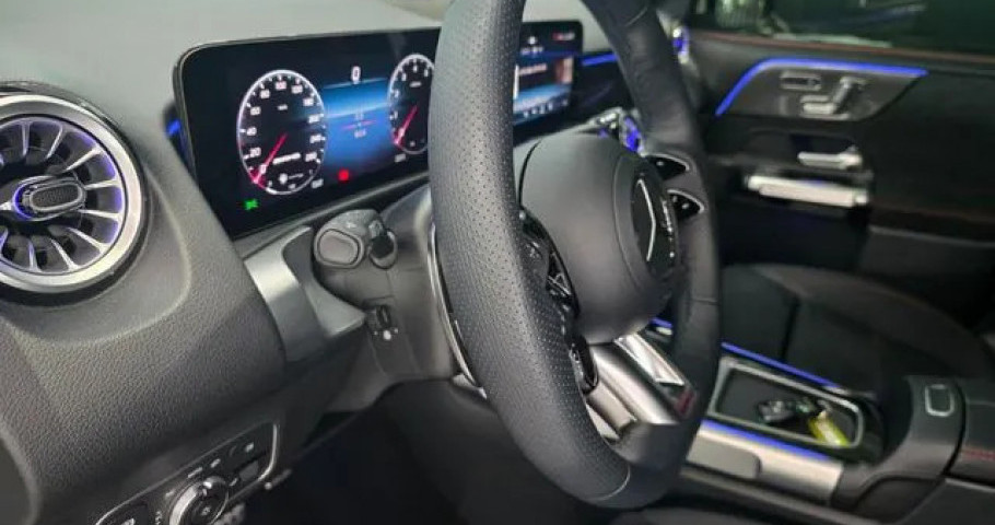 Mercedes-Benz Glb-Class 