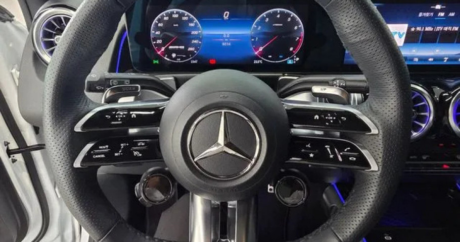 Mercedes-Benz Glb-Class 
