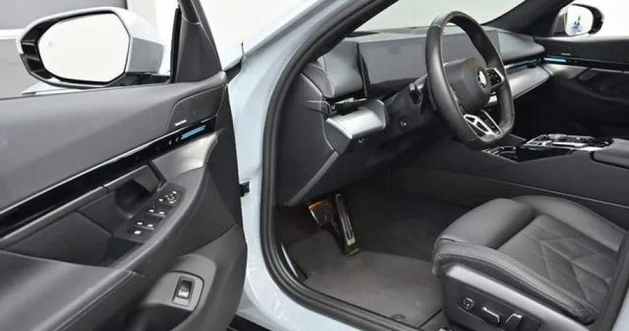 Bmw 5-Series 