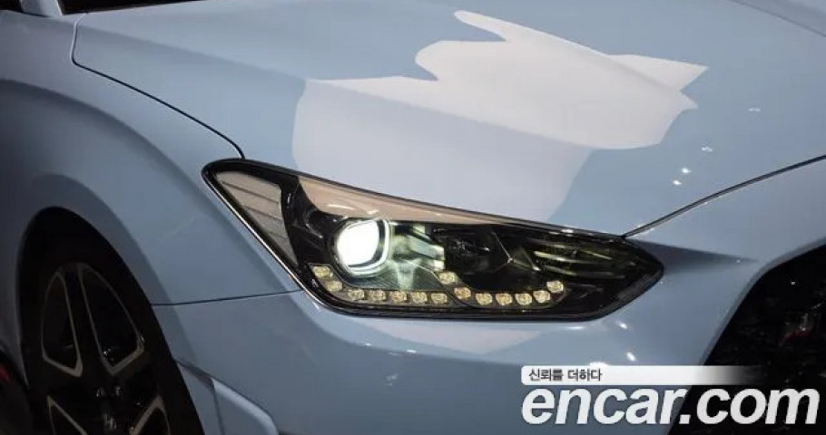 Hyundai Veloster 