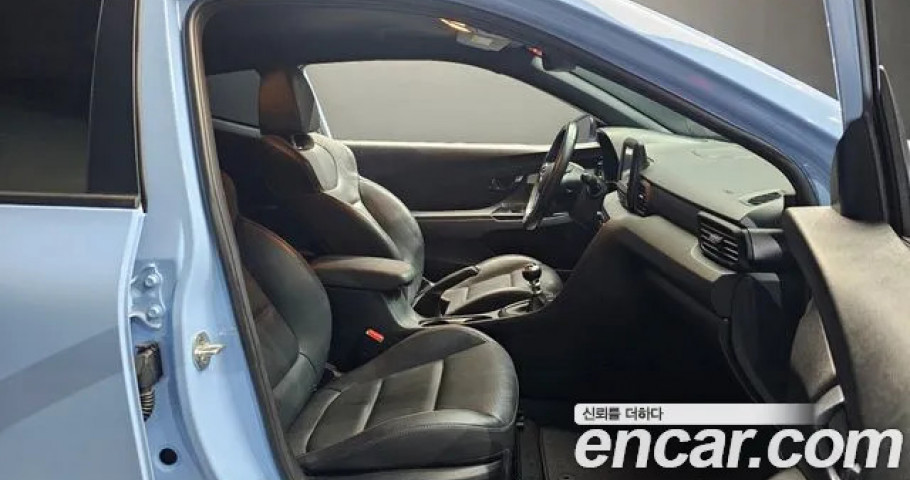 Hyundai Veloster 
