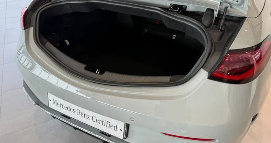 Mercedes-Benz Cle-Class 