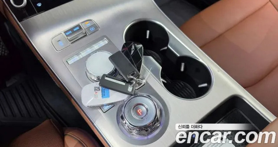 Genesis Gv70 