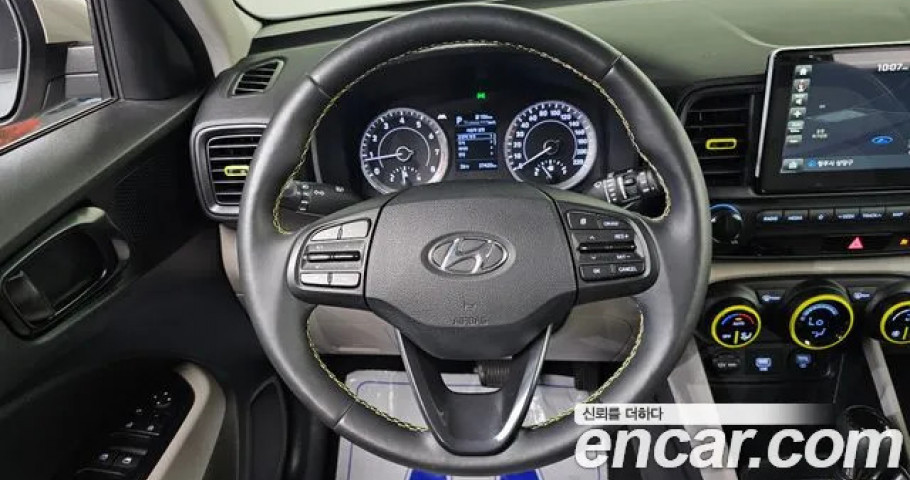 Hyundai Venue 