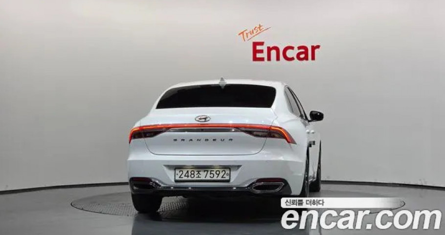 Hyundai Grandeur 