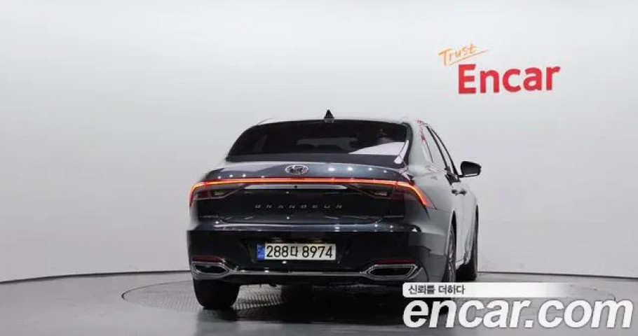 Hyundai Grandeur 