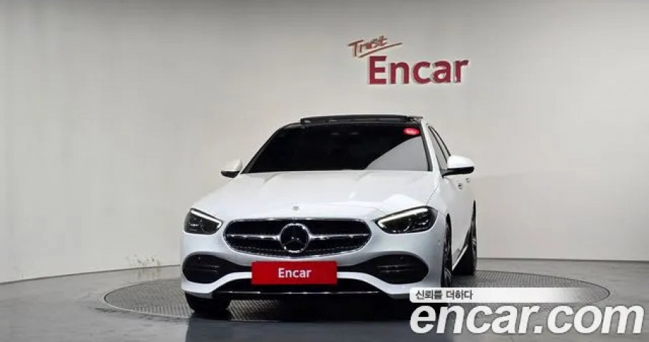 Mercedes-Benz C-Class 