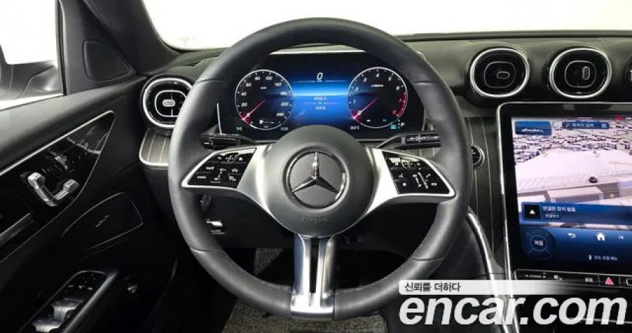 Mercedes-Benz C-Class 
