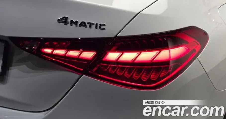 Mercedes-Benz C-Class 