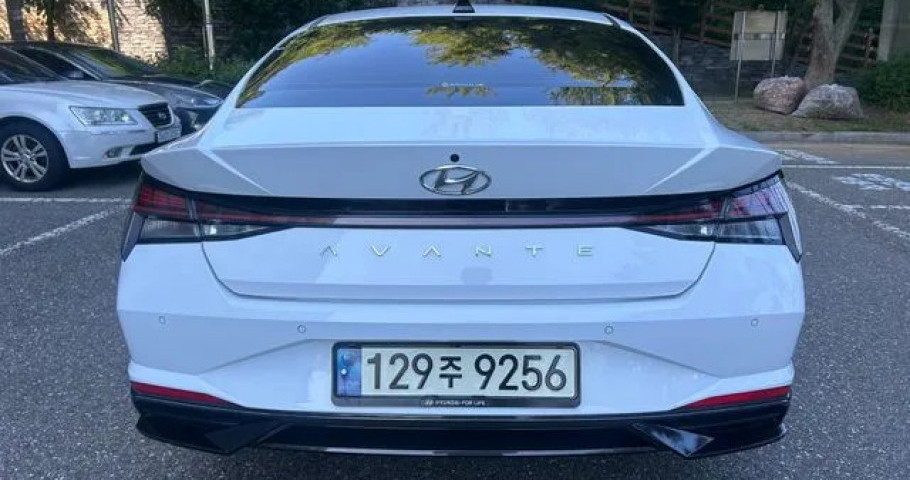 Hyundai Avante (Elantra) 