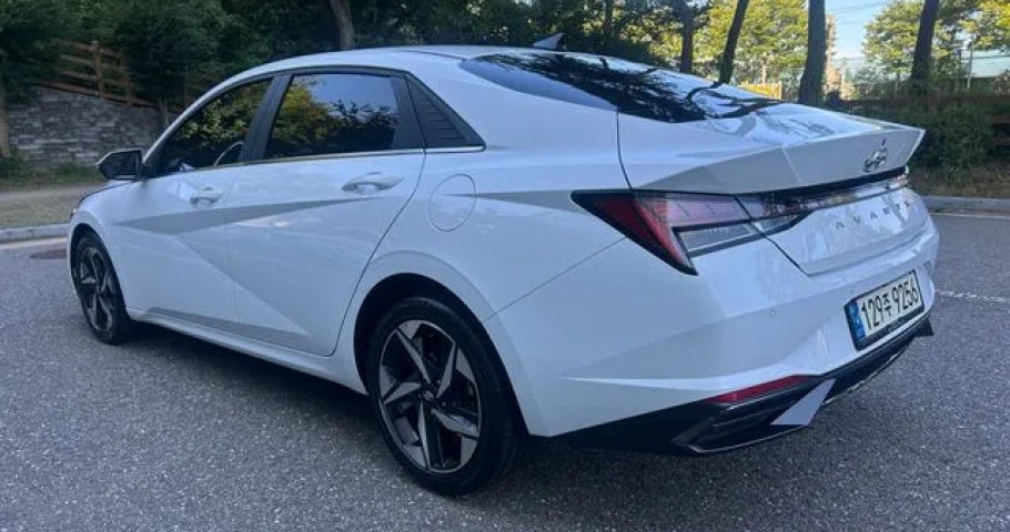 Hyundai Avante (Elantra) 