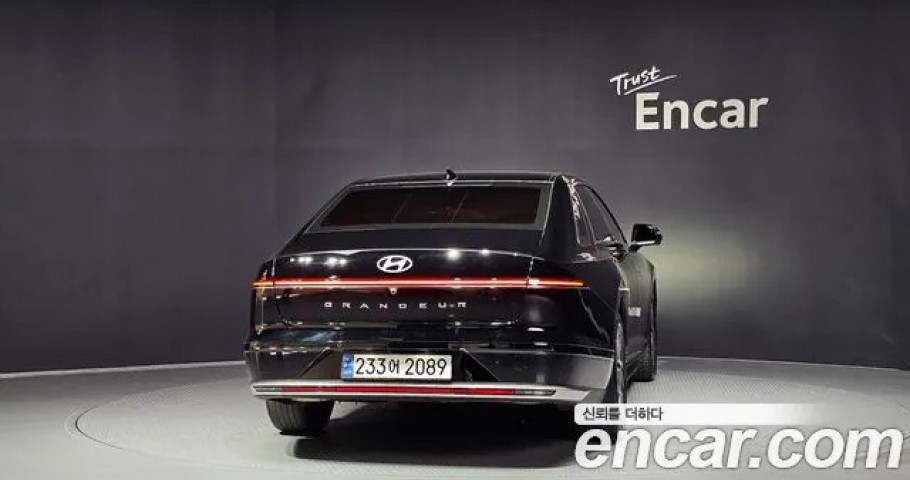 Hyundai Grandeur 