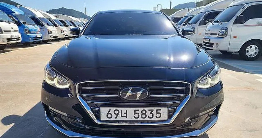 Hyundai Grandeur 