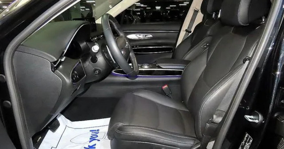 Genesis Gv70 