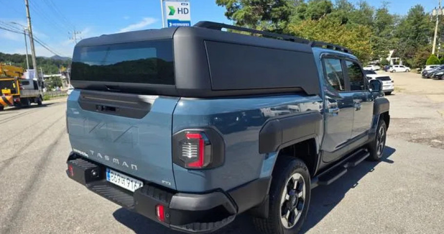 Kia Tasman 