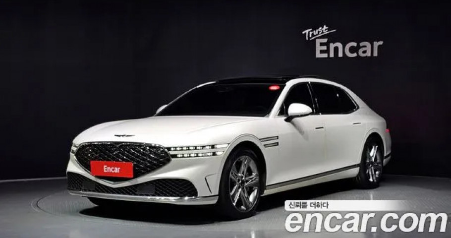 Genesis G90 