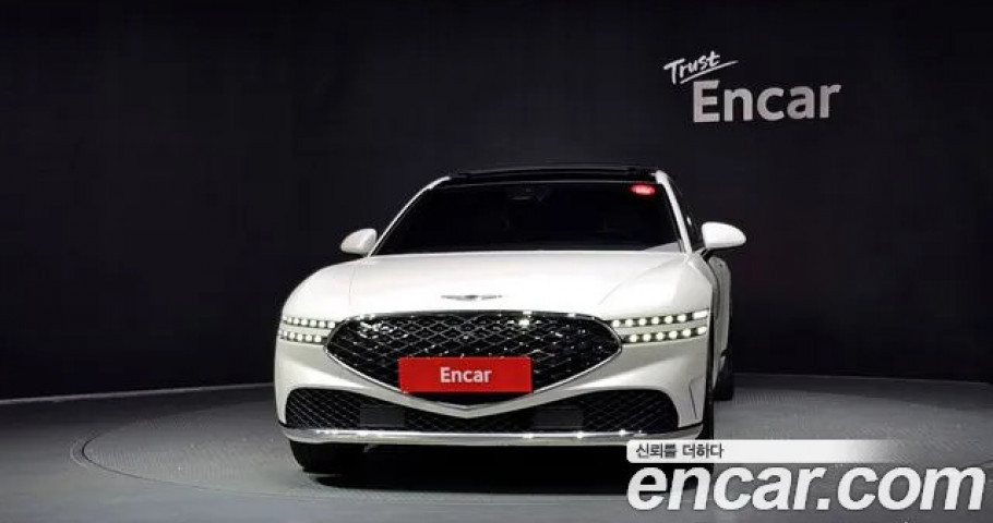 Genesis G90 