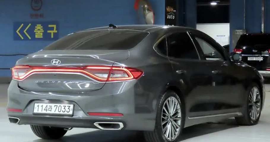 Hyundai Grandeur 