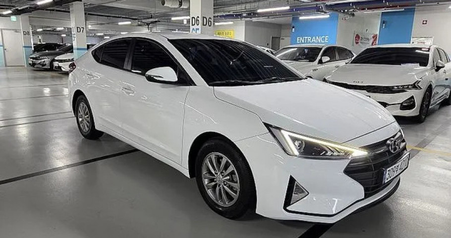Hyundai Avante (Elantra) 