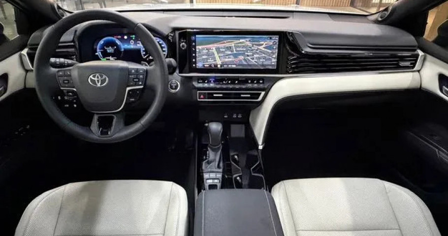 Toyota Camry 