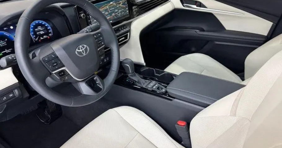 Toyota Camry 